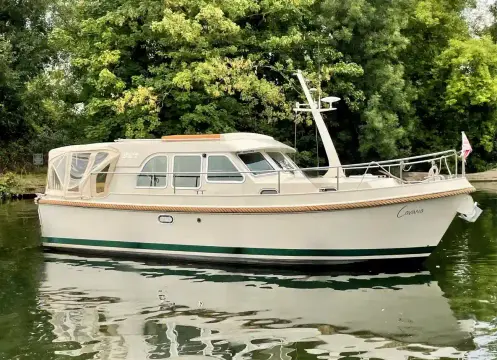 Linssen 29.9 Sedan Cavania