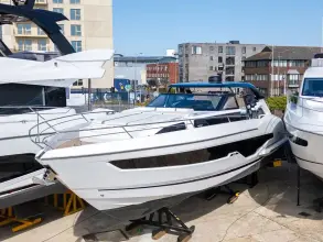 Thumbnail von Sunseeker Superhawk 55 7522555