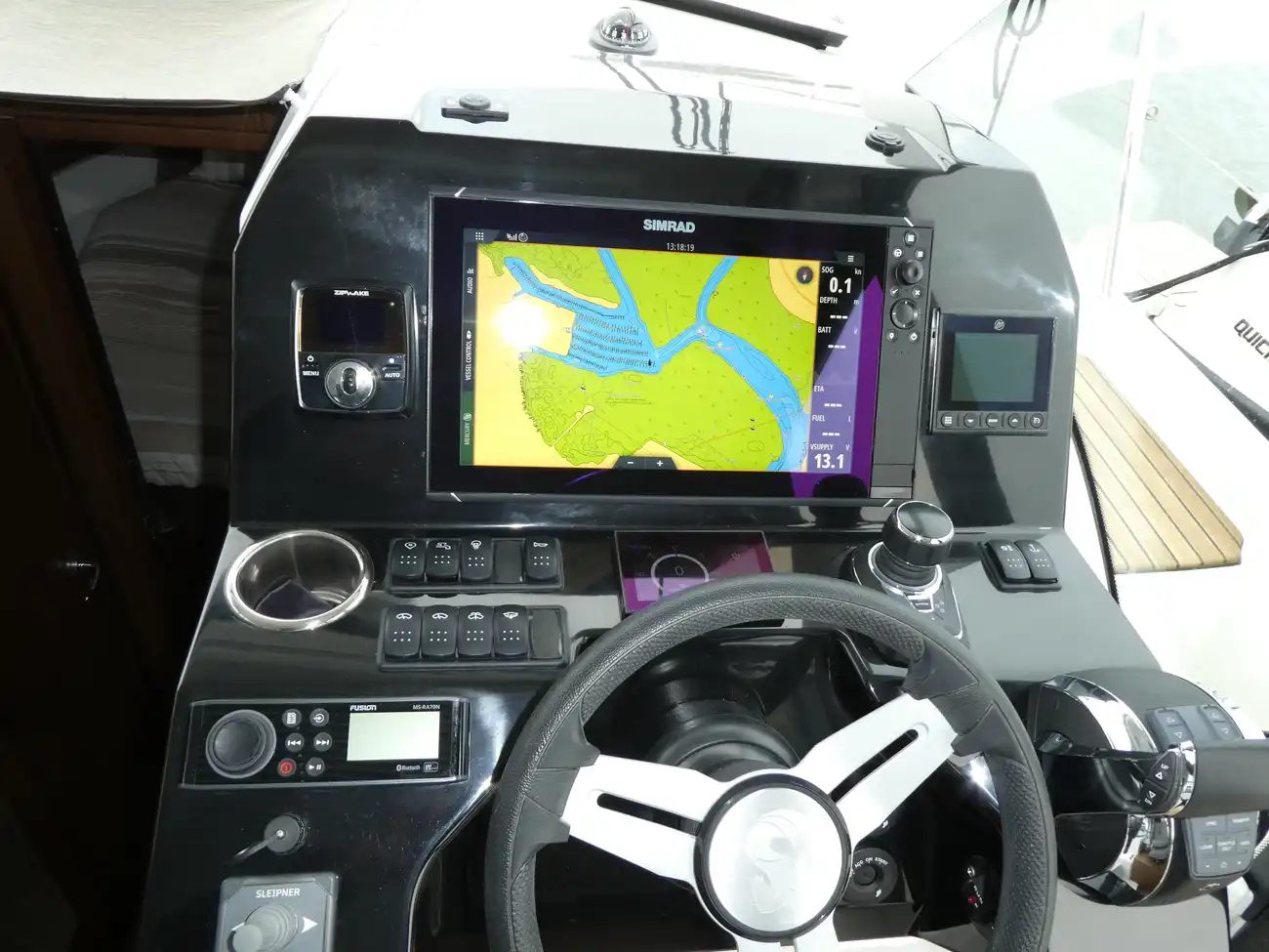 Beneteau Antares 11 Cerberrus