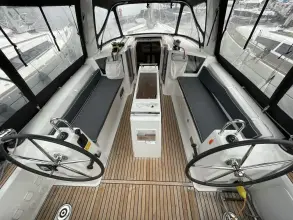 Thumbnail von Beneteau Oceanis 35.1
