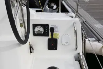 Thumbnail von Beneteau Oceanis 30.1 Lotty