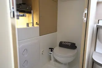 Thumbnail von Beneteau Oceanis 30.1 Lotty