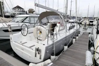 Thumbnail von Beneteau Oceanis 30.1 Lotty