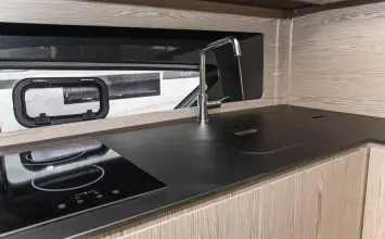 Thumbnail von Azimut Atlantis 45