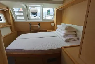 Thumbnail von Lagoon 620 9563039