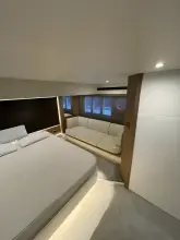 Thumbnail von Absolute 52