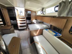 Thumbnail von Beneteau Oceanis 41.1
