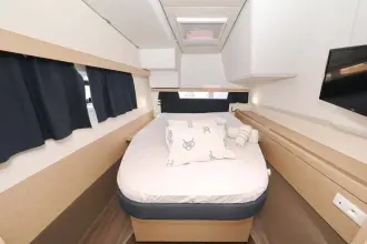 Thumbnail von Fountaine Pajot Lucia 40