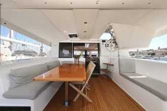 Thumbnail von Fountaine Pajot Lucia 40
