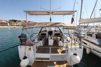 Thumbnail von Jeanneau Sun Odyssey 490