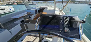 Thumbnail von Beneteau Oceanis Yacht 62