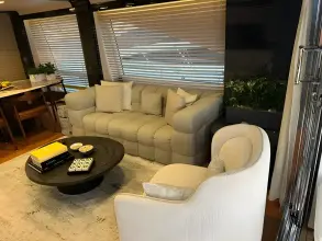 Thumbnail von Azimut 80