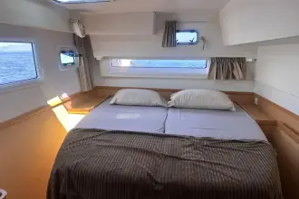 Thumbnail von Lagoon 42 9582624