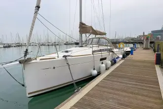 Thumbnail von Jeanneau Sun Odyssey 349