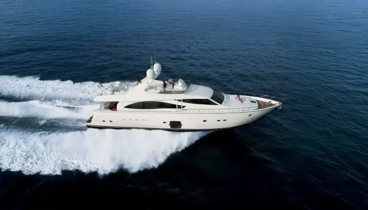 Ferretti Yachts 830 FERRETTI YACHTS 830