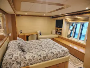 Thumbnail von Ferretti Yachts 830 FERRETTI YACHTS 830