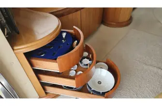 Thumbnail von Azimut 46