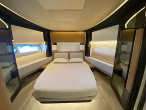 Thumbnail von Azimut 77s AZIMUT 77S