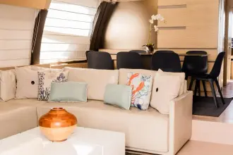 Thumbnail von Ferretti Yachts 720