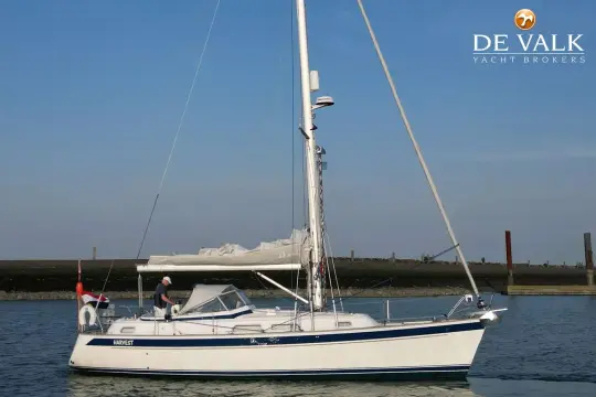 Hallberg-Rassy 37