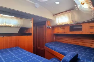 Thumbnail von Hallberg-Rassy 37