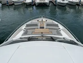 Thumbnail von Sunseeker 76 Yacht n/a