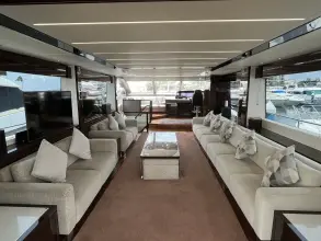 Thumbnail von Sunseeker 76 Yacht n/a