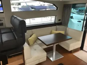 Thumbnail von Fairline Squadron 42 n/a