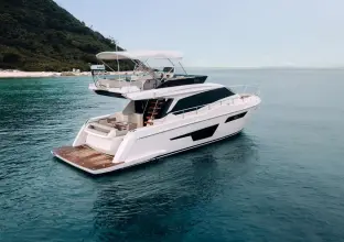 Thumbnail von Ferretti Yachts 500 FY500