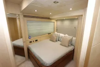 Thumbnail von Sunseeker 86 Yacht