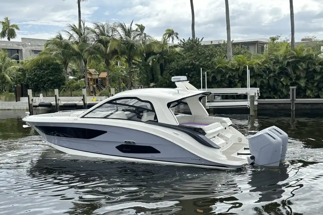 Sea Ray 370 Sundancer