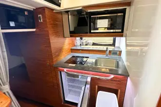 Thumbnail von Boston Whaler 405 Conquest