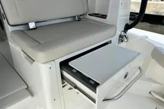 Thumbnail von Boston Whaler 405 Conquest