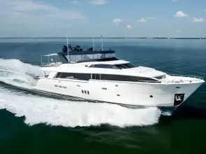 Thumbnail von Hatteras 	100 Motor Yacht  Living the Experience