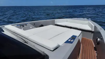 Thumbnail von De Antonio Yachts D42