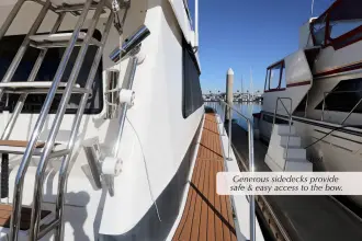 Thumbnail von Mediterranean 54 Convertible Sempre Avanti