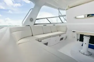 Thumbnail von Intrepid 430 Sport Yacht Virgo