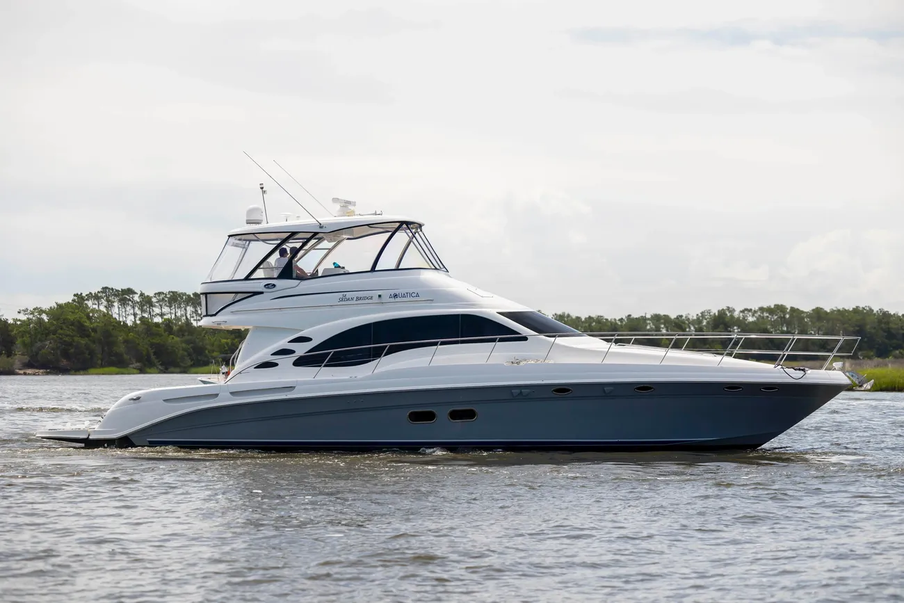 Sea Ray 580 Sedan Bridge