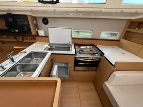 Thumbnail von Jeanneau Sun Odyssey 410