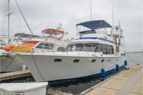 Lien Hwa 47 Elegant MKII Motoryacht OCEANIA