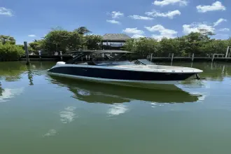 Thumbnail von Sea Ray SDX 270 fuera de borda