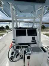 Thumbnail von Twin Vee 28 GF