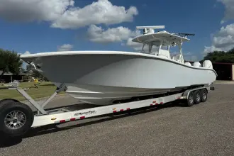 Thumbnail von Yellowfin 36 Offshore