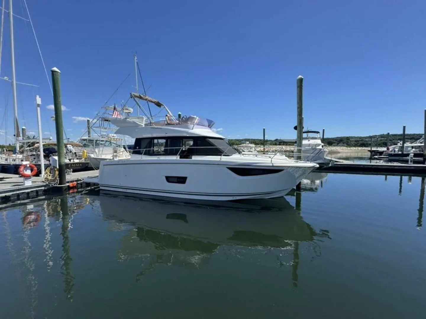 Jeanneau NC 37 PortKey