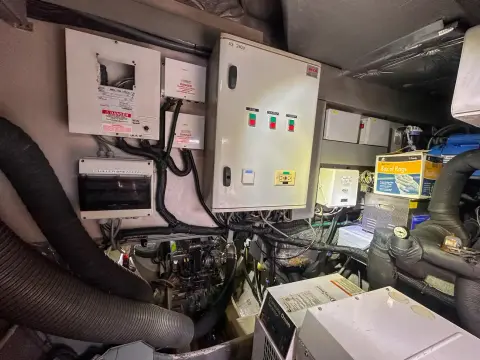 Privilege 745 Sur L'eau