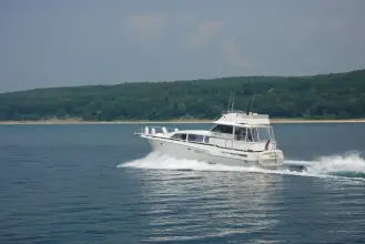 Thumbnail von Bertram 46 Flybridge Motor Yacht