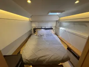 Thumbnail von Excess 15 Wine Down