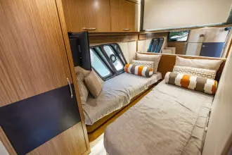 Thumbnail von Sea Ray L650 Fly Myśli, że to jego