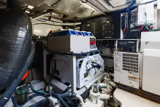 Thumbnail von Sea Ray L650 Fly Myśli, że to jego