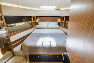 Thumbnail von Sea Ray L650 Fly Myśli, że to jego